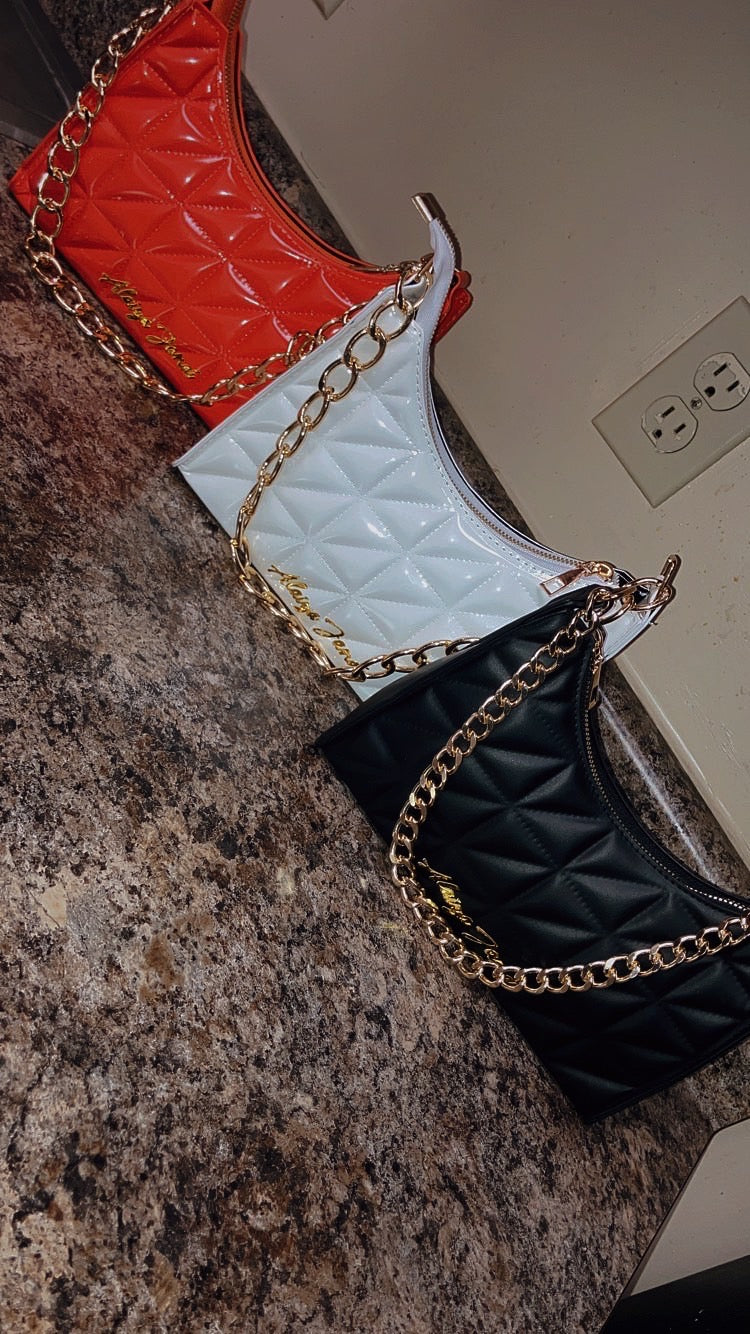 Alaiya Janaí Luxe Chain Quilted Bag